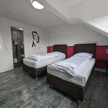 Tempelhof - City-messe-arena Otel