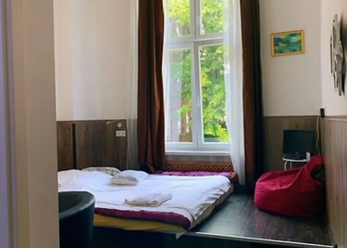 Tempelhof - City-messe-arena Köln