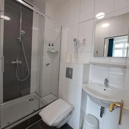 Tempelhof - City-messe-arena Hotel Colonia