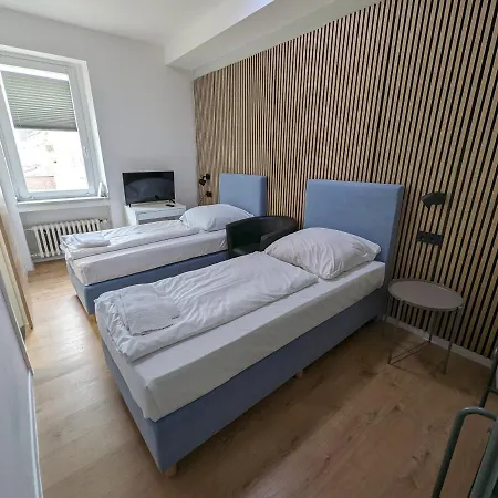 Tempelhof - City-messe-arena 3*