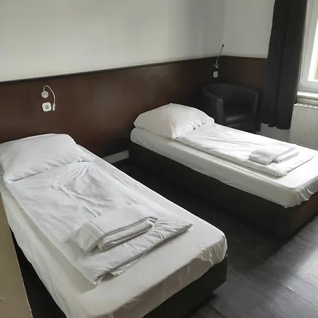 Hotel Tempelhof - City-messe-arena 3*