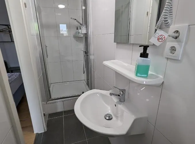 Tempelhof - City-messe-arena Hotel Colonia